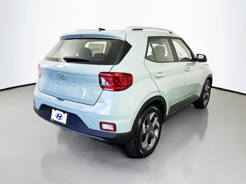 2026 Hyundai Venue SEL - Photo 5