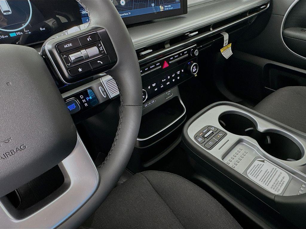 2026 Hyundai IONIQ 9 SE - Photo 15