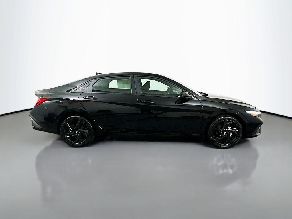 New 2026 Hyundai Elantra Hybrid SEL Sport Sedan