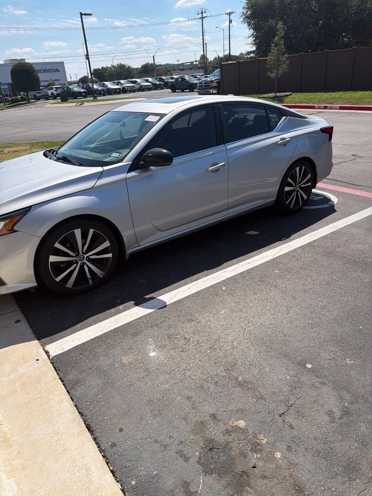 Used 2019 Nissan Altima 2.5 SR Sedan