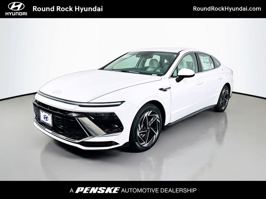 2026 Hyundai Sonata SEL's photo