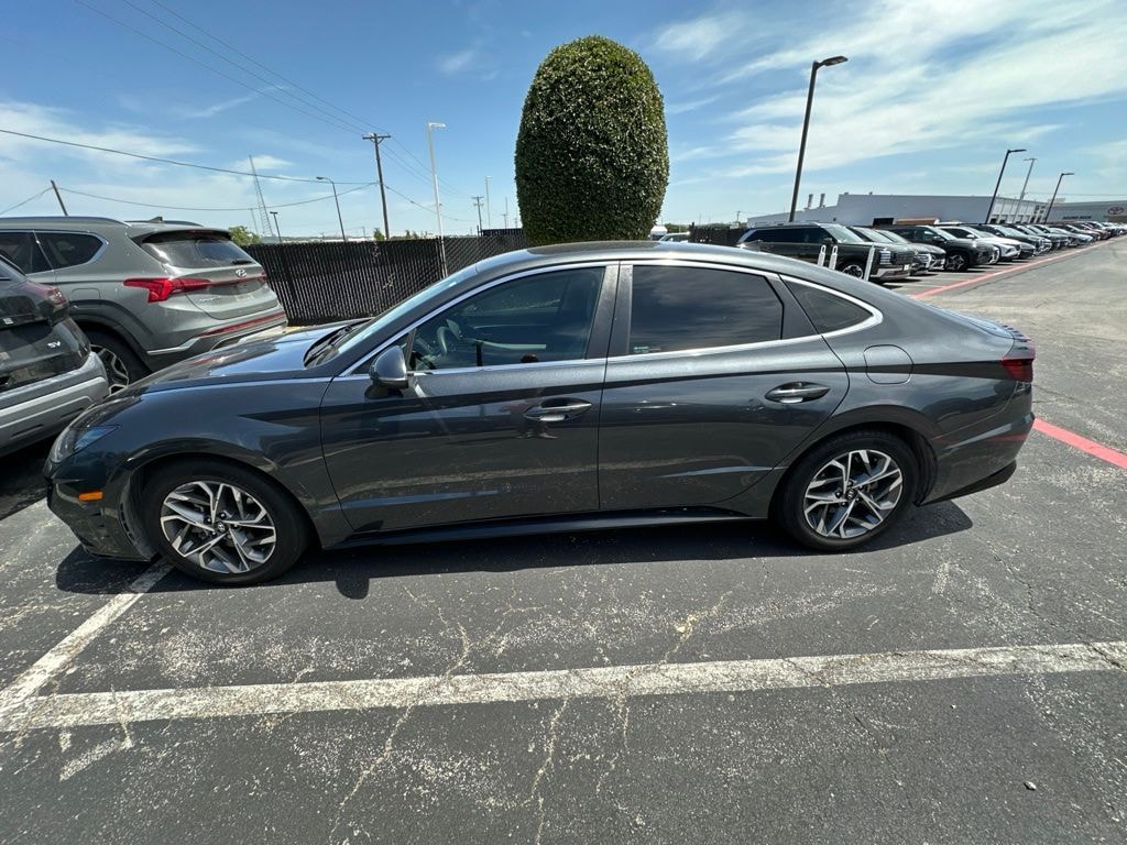 Used 2022 Hyundai Sonata SEL Sedan