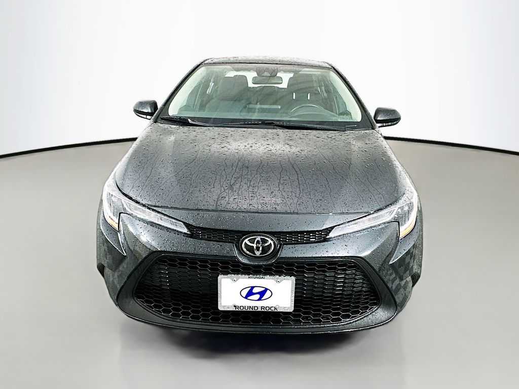 Used 2022 Toyota Corolla LE with VIN 5YFEPMAE0NP383034 for sale in Round Rock, TX
