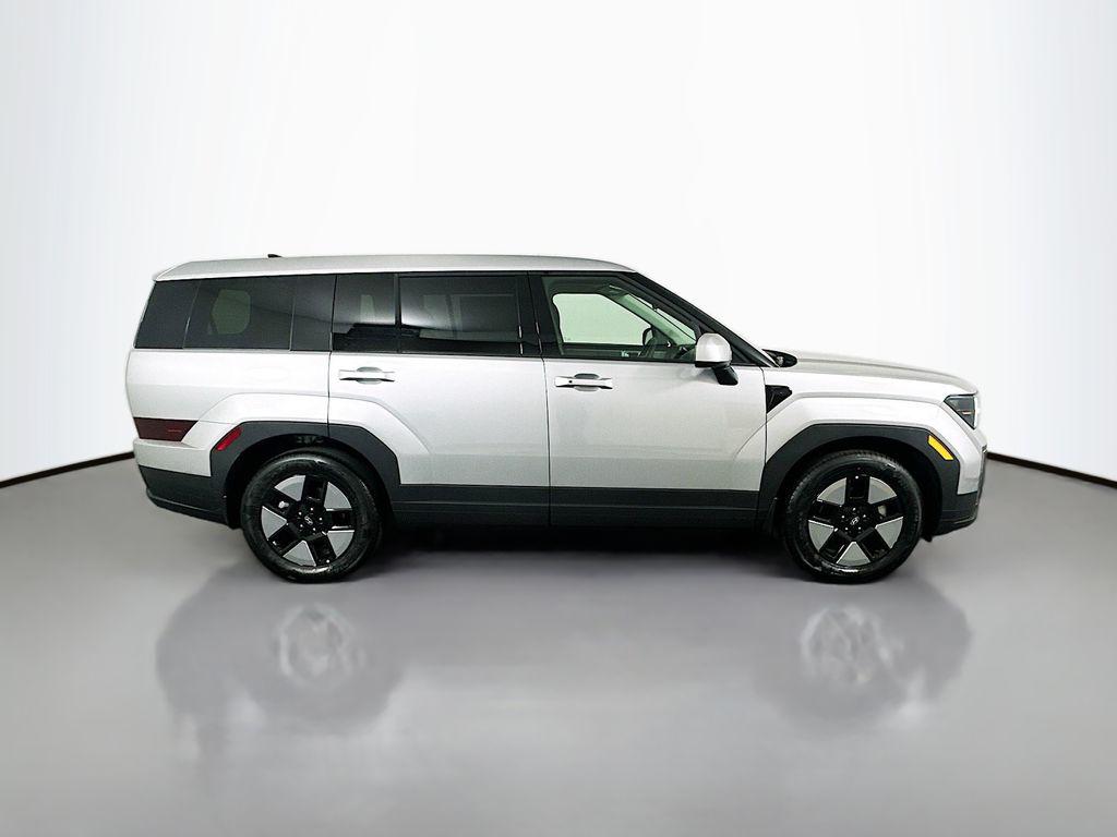 2026 Hyundai Santa Fe SE photo 4