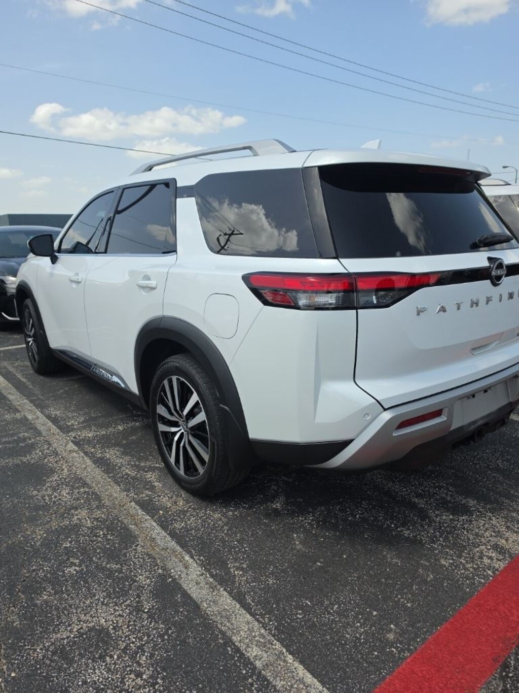 Used 2025 Nissan Pathfinder Platinum SUV
