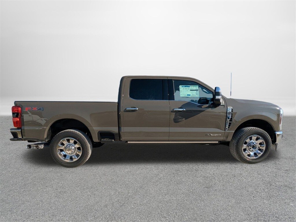 2026 Ford F-250 King Ranch photo 2