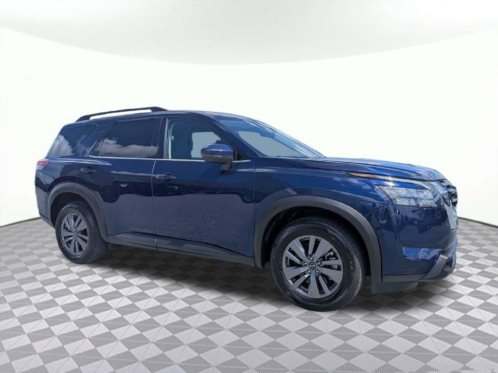 Used 2025 Nissan Pathfinder SV SUV