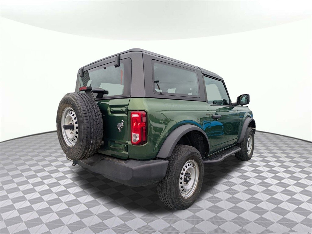 2022 Ford Bronco Base Big Bend Black Diamond Outer Banks photo 3