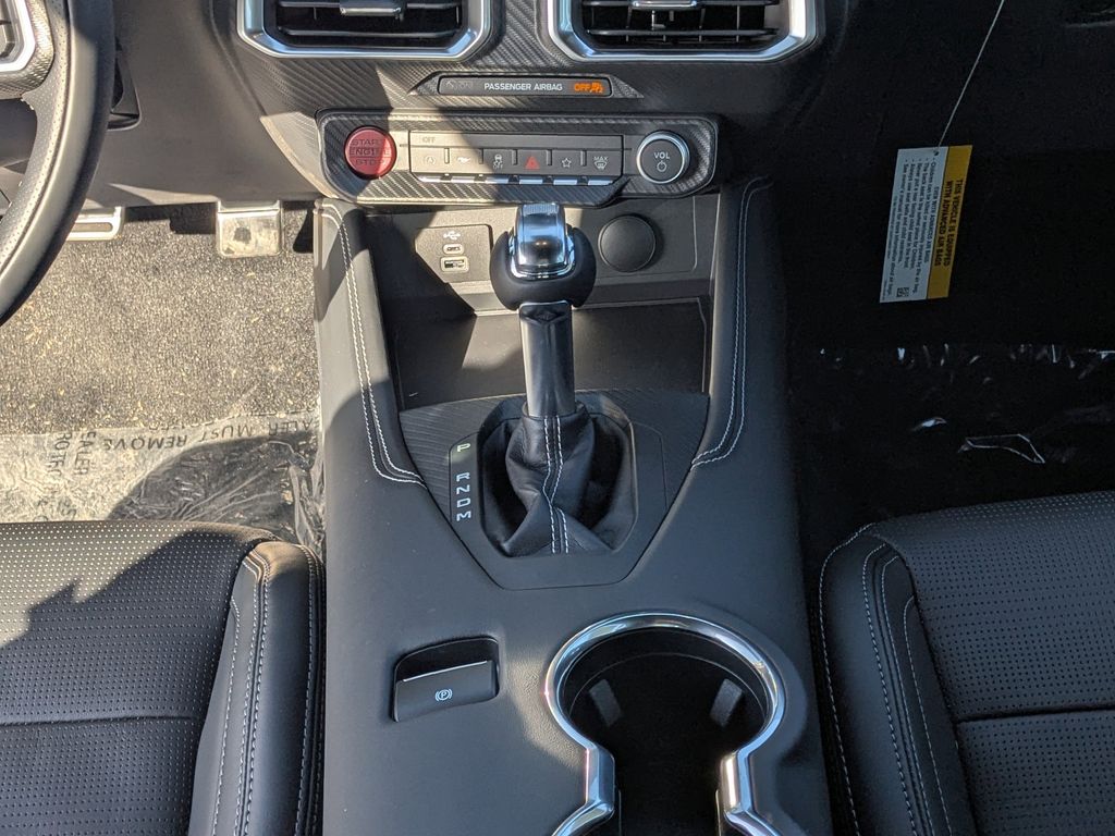 2025 Ford Mustang GT Premium Convertible - Photo 18