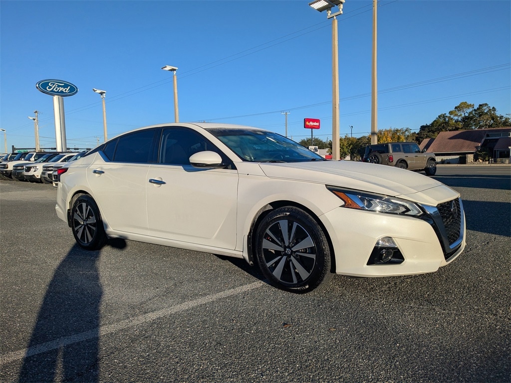 2019 Nissan Altima SV