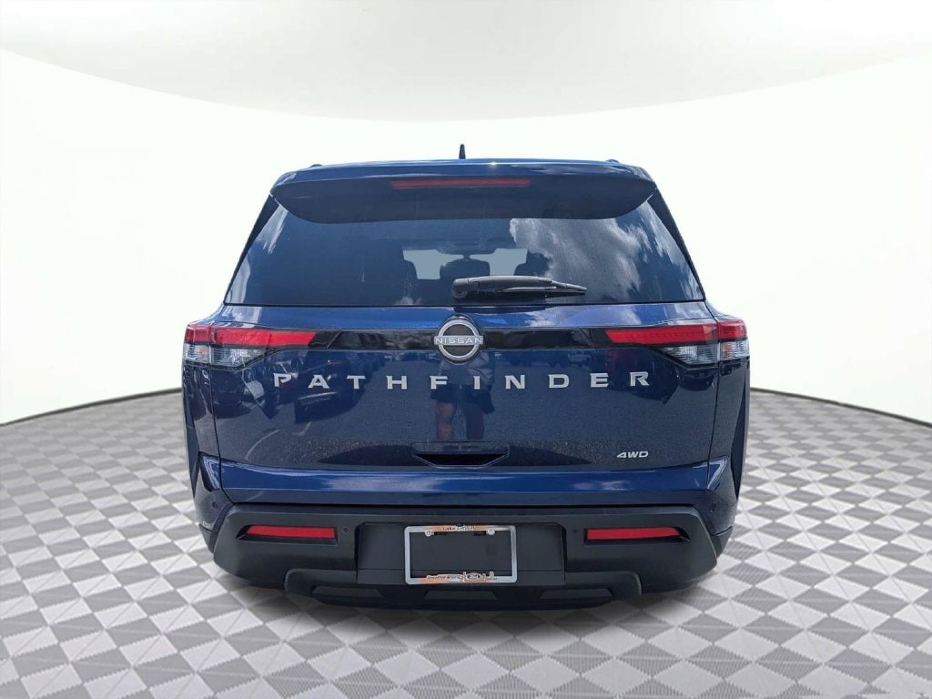 Used 2025 Nissan Pathfinder SV SUV
