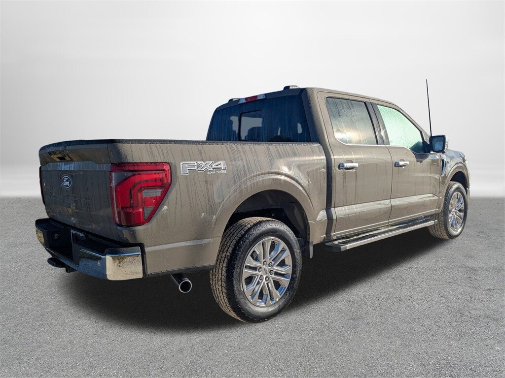 2025 Ford F-150 Lariat photo 3