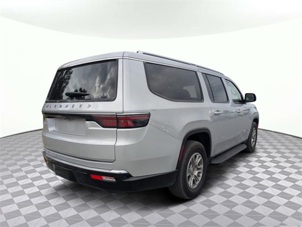 Used 2024 Jeep Wagoneer L Base SUV