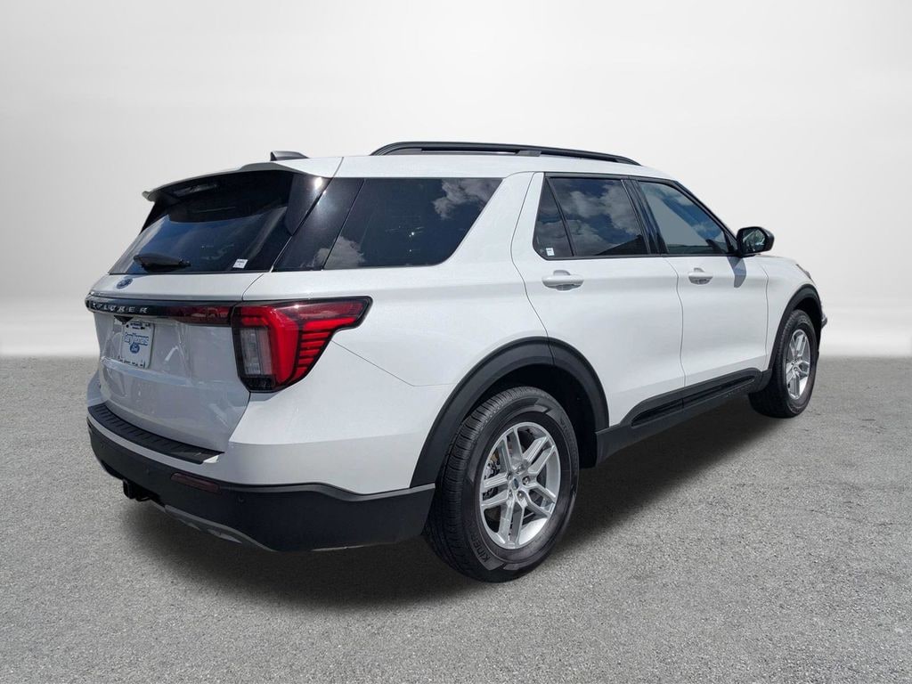 New 2026 Ford Explorer Active SUV