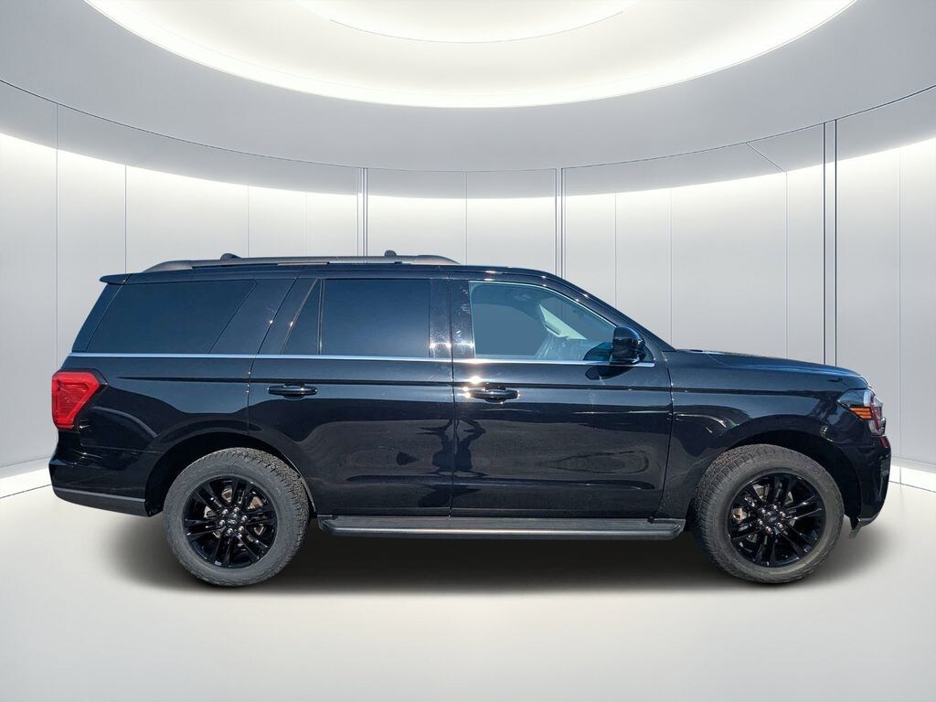 Used 2024 Ford Expedition XLT SUV