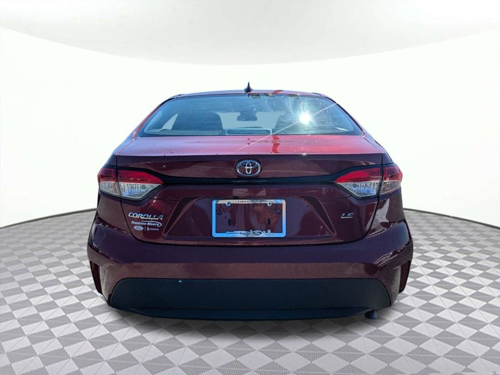 Used 2024 Toyota Corolla LE Sedan