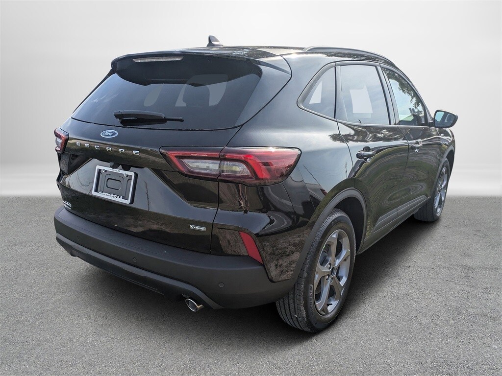 2025 Ford Escape ST-Line photo 3