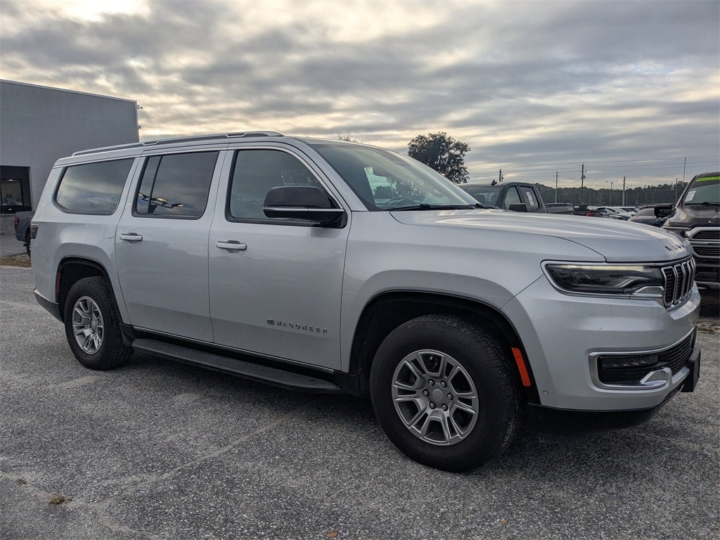 2024 Jeep Wagoneer L Series I's photo