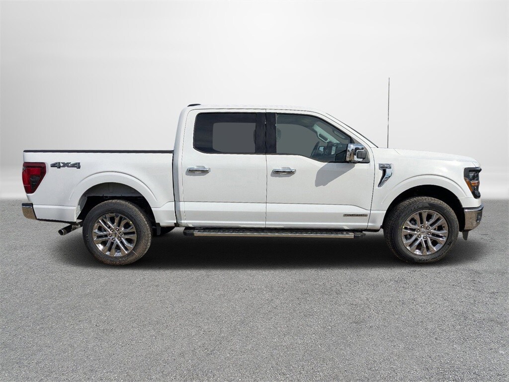 2025 Ford F-150 XLT photo 2