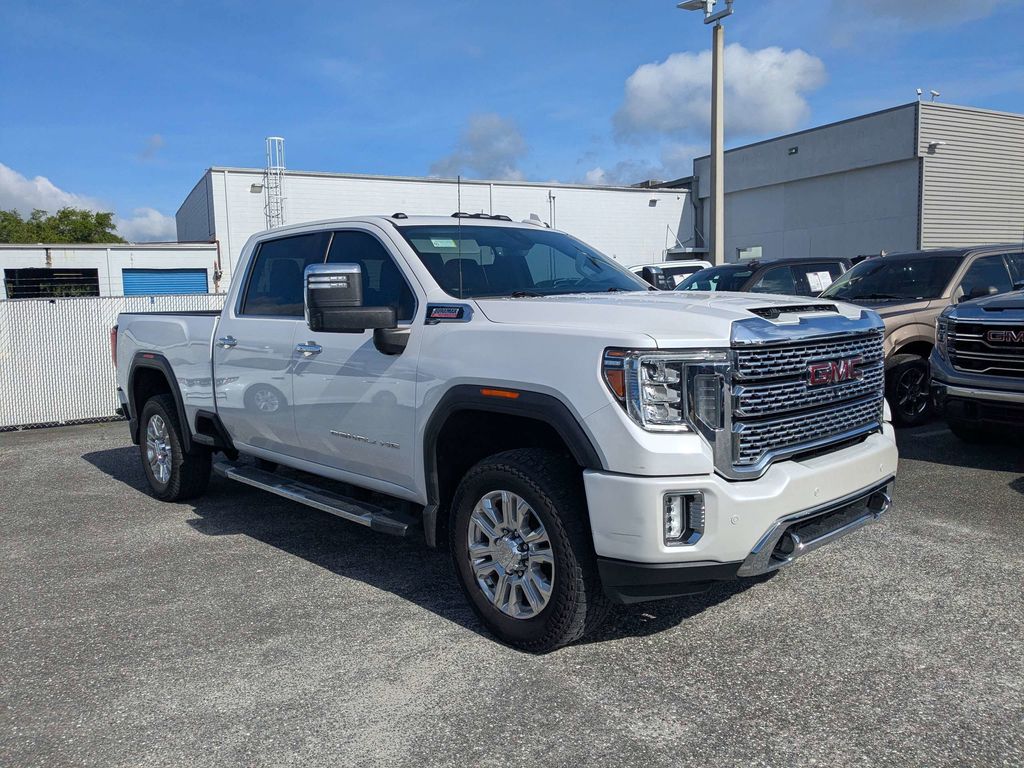 2021 GMC Sierra 4WD Crew Cab Standard Box Denali's photo