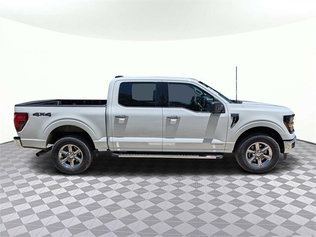 2024 Ford F-150 XLT photo 3