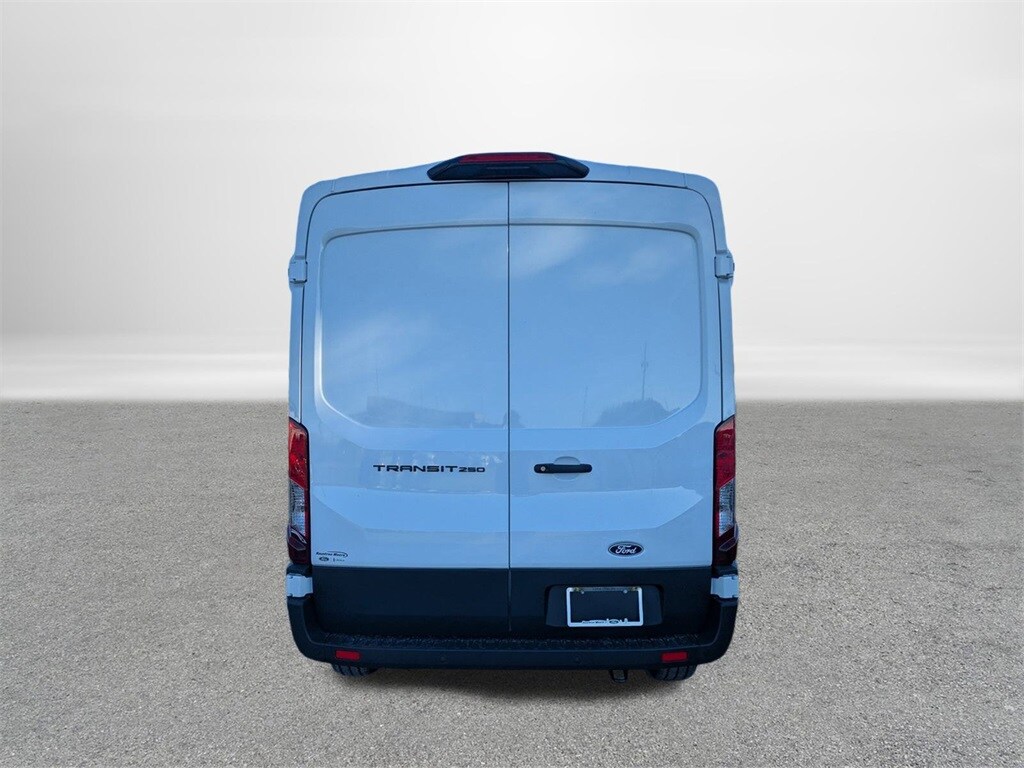 2026 Ford Transit photo 2