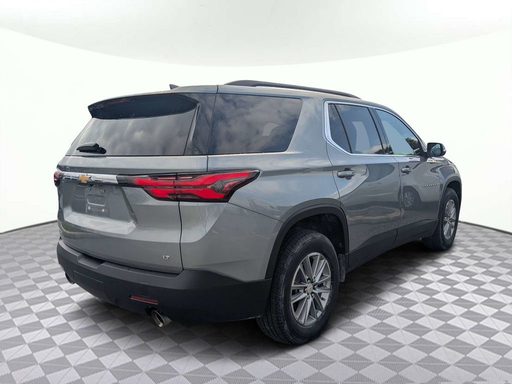 Used 2023 Chevrolet Traverse LT Cloth w/1LT SUV