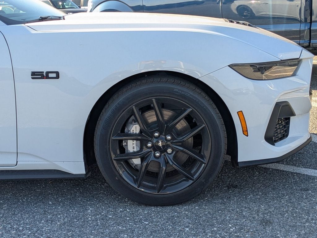 2025 Ford Mustang GT Premium Convertible - Photo 11