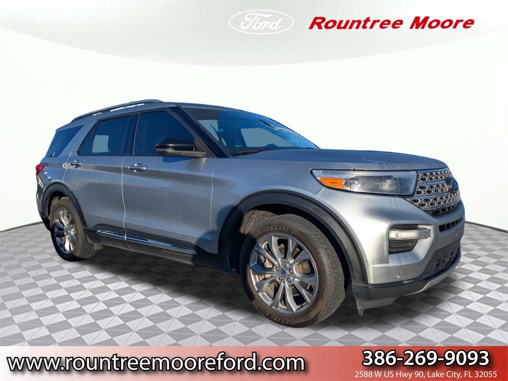 2021 Ford Explorer Limited's photo
