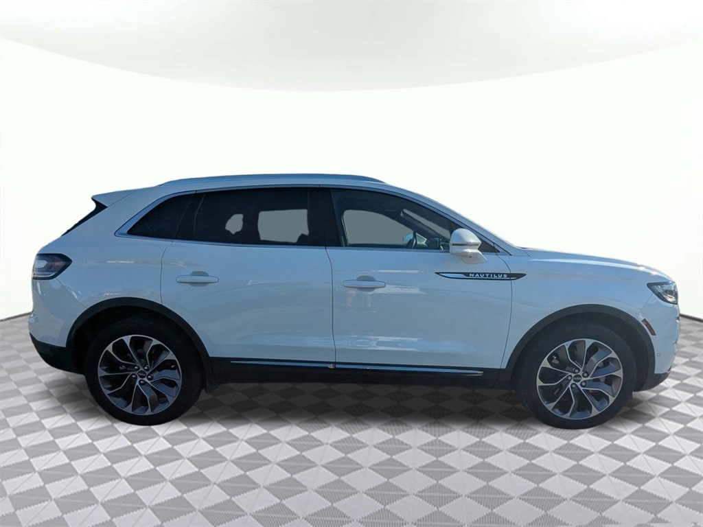 Used 2022 Lincoln Nautilus Reserve SUV