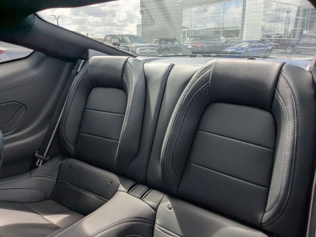 2025 Ford Mustang EcoBoost Premium Fastback - Photo 11