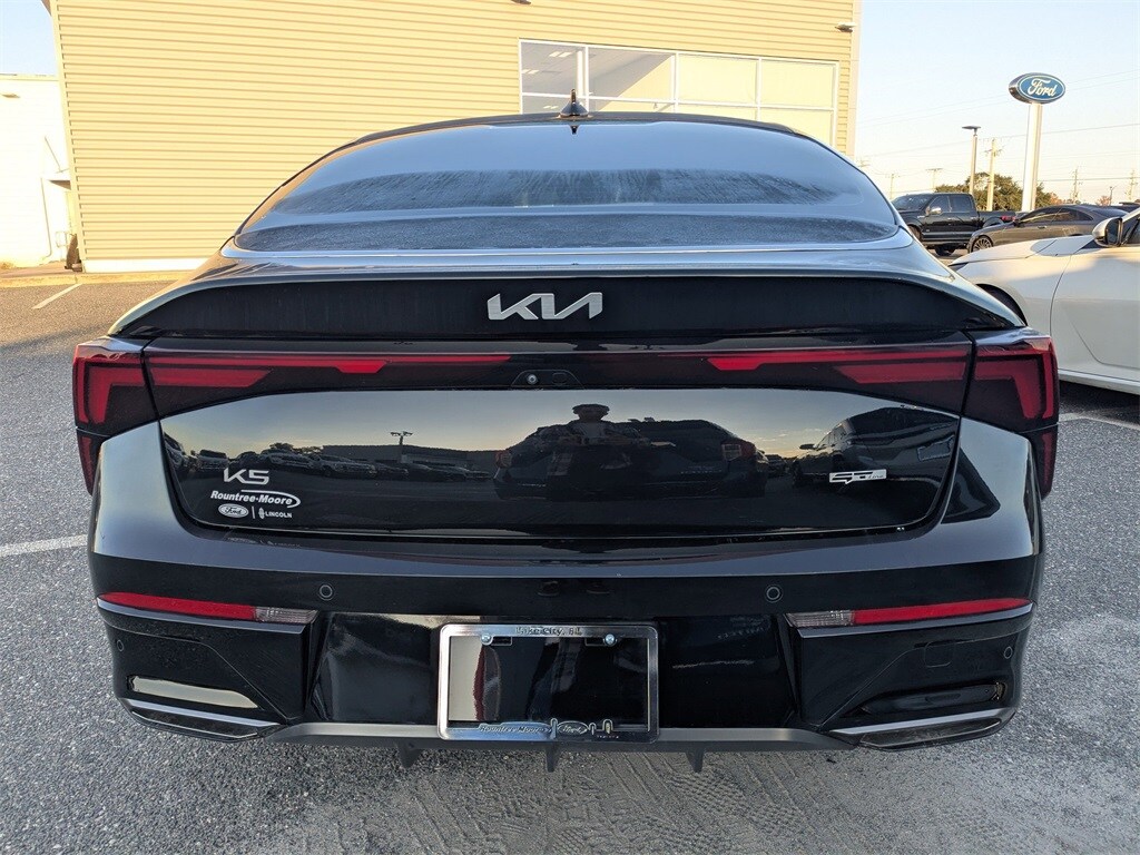 2025 Kia K5 GT-Line photo 4