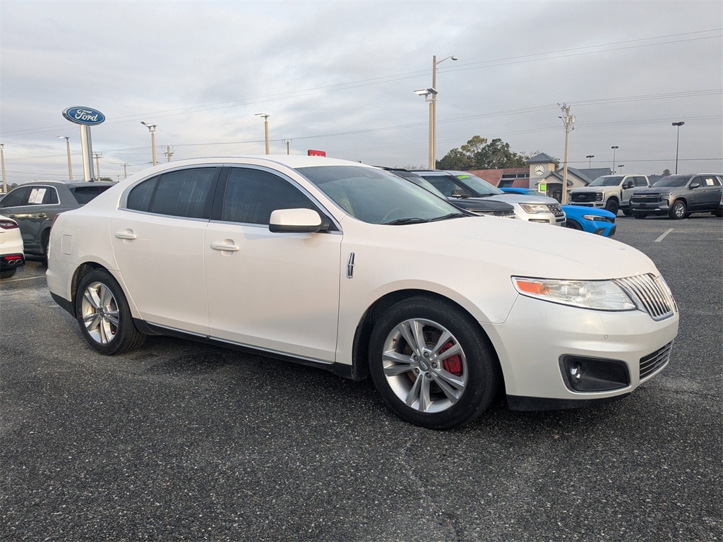 2011 Lincoln MKS Base's photo
