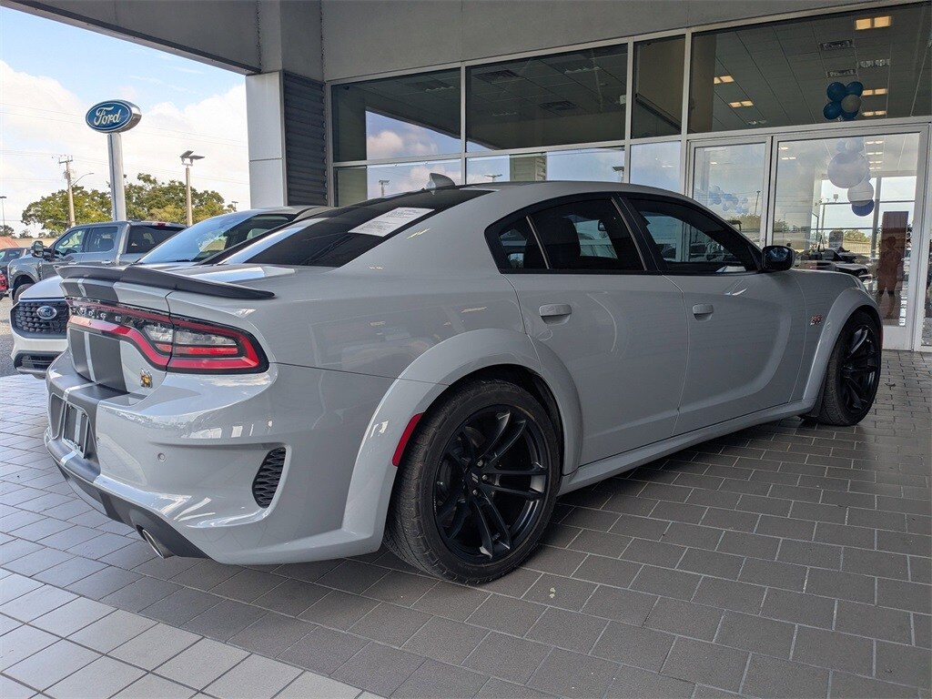 2022 Dodge Charger Scat Pack Widebody photo 3