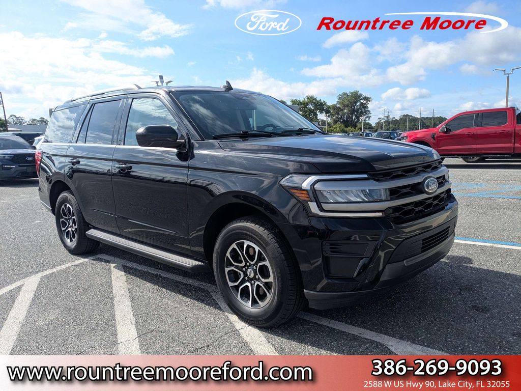 2024 Ford Expedition XLT 4x4's photo