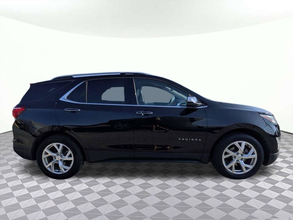 Used 2020 Chevrolet Equinox Premier with VIN 2GNAXNEV9L6111828 for sale in Lake City, FL