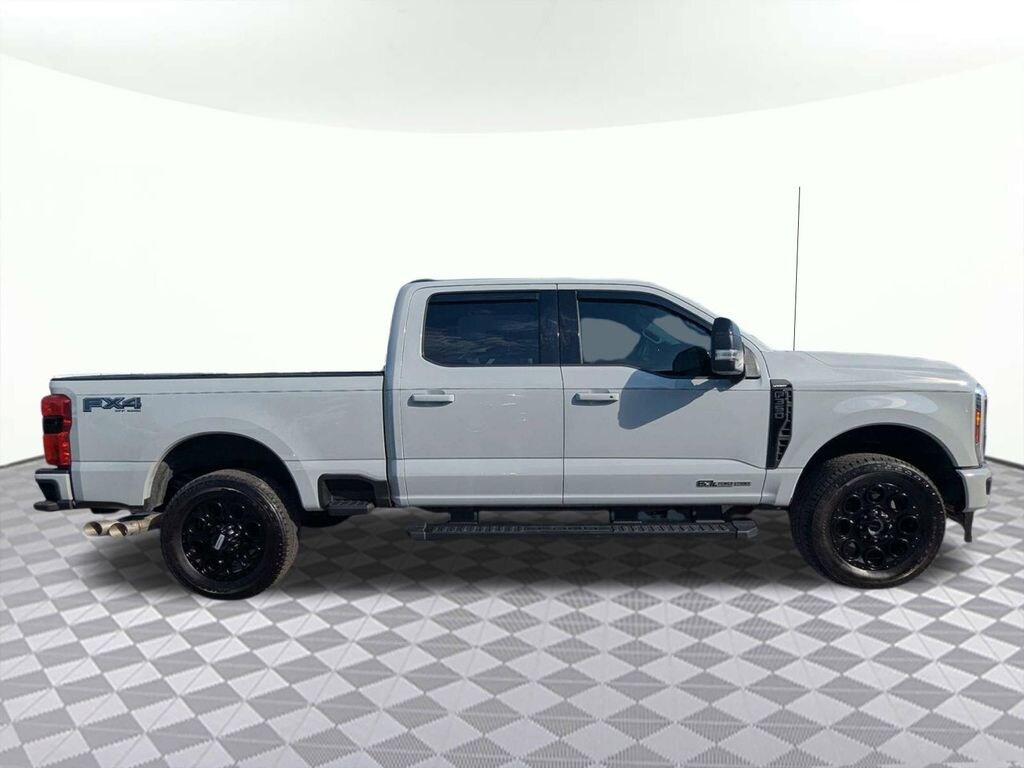 Used 2025 Ford F-350 Lariat Truck Crew Cab