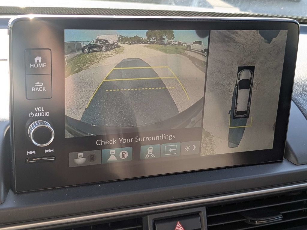 2023 Honda Pilot Elite - Photo 23