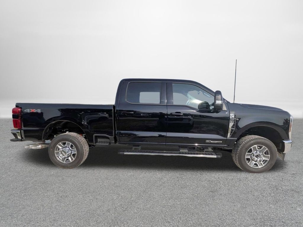New 2026 Ford F-350 Lariat Truck
