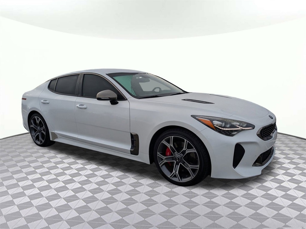 2019 Kia Stinger GT's photo