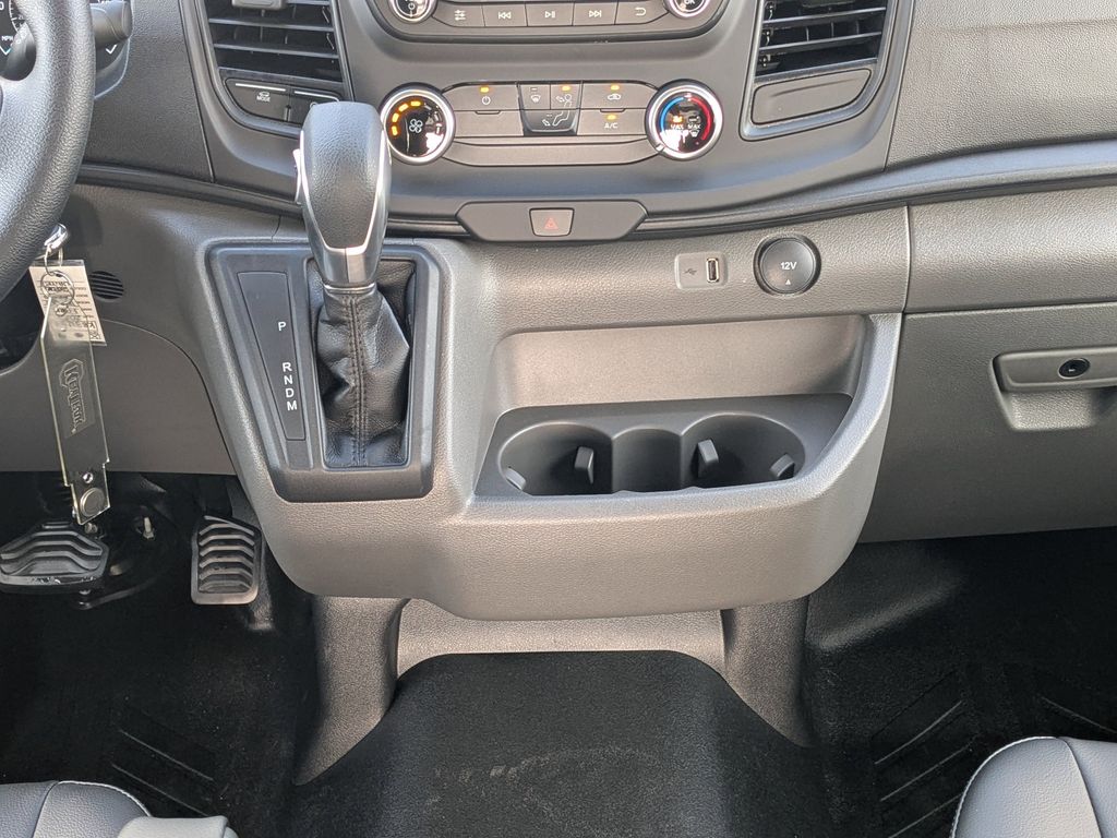 2025 Ford Transit Van Base - Photo 17