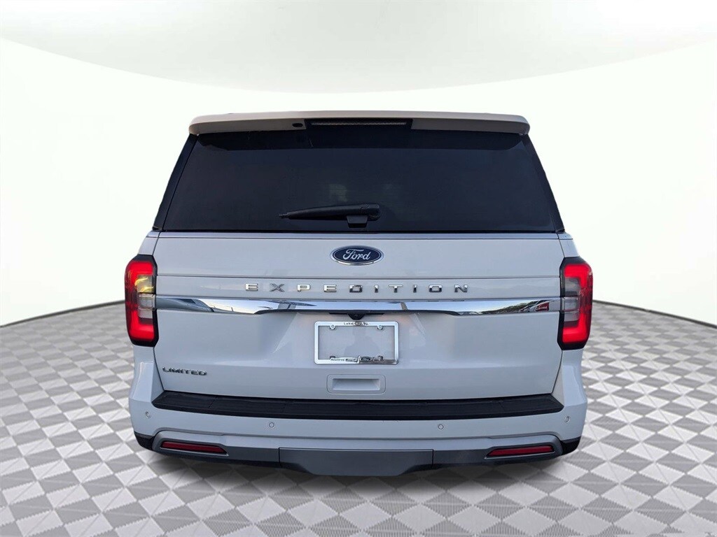 2024 Ford Expedition Limited photo 4