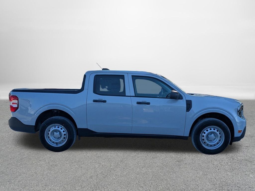 New 2025 Ford Maverick XL Truck