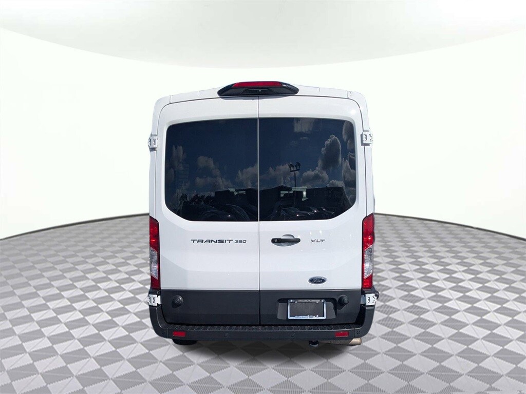 2024 Ford Transit photo 3