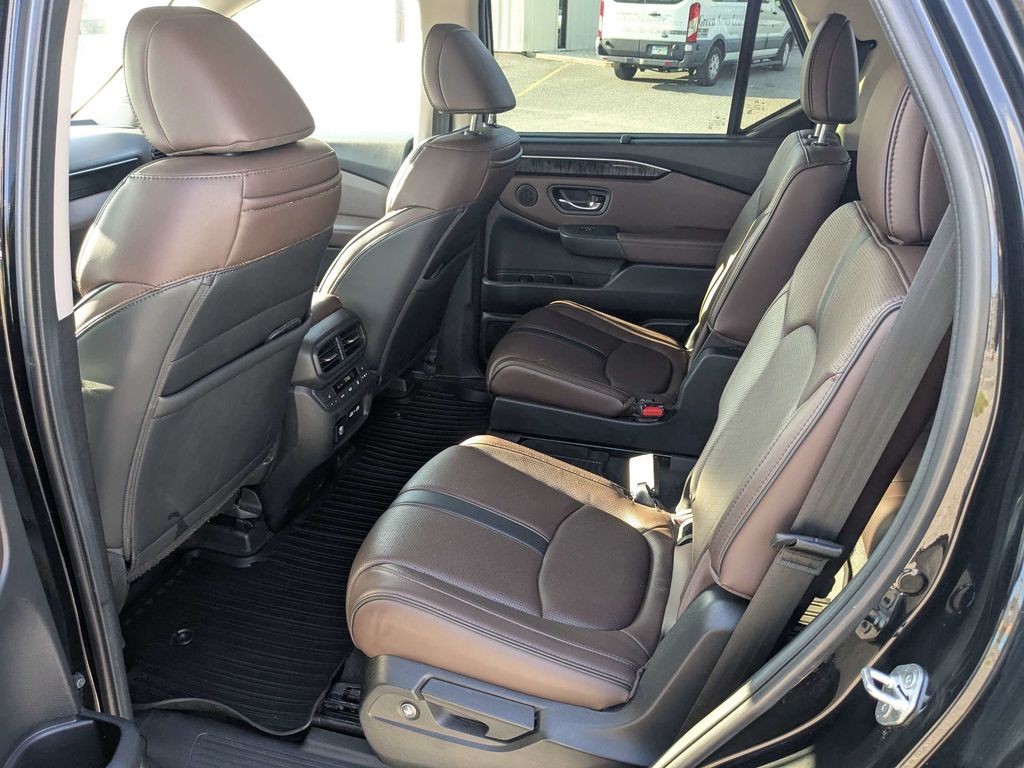 2023 Honda Pilot Elite - Photo 15
