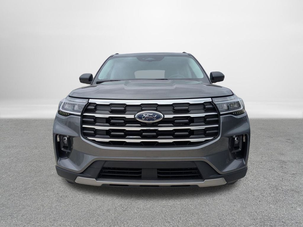 2026 Ford Explorer Active - Photo 8