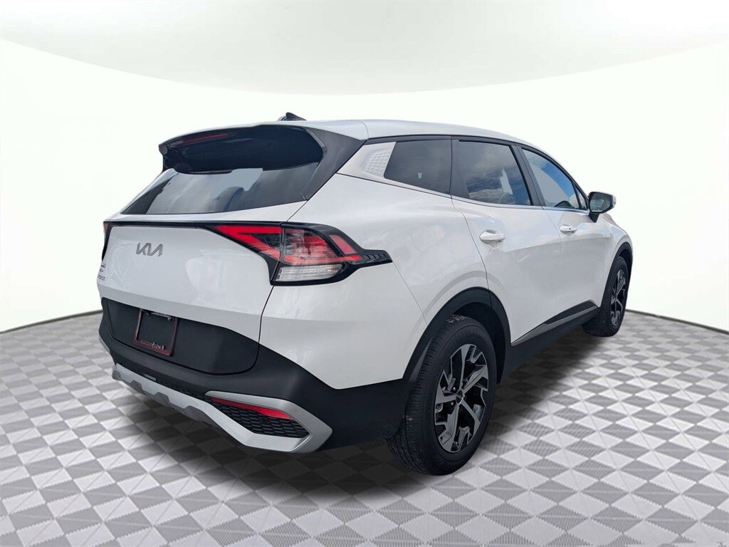 2025 Kia Sportage EX photo 2