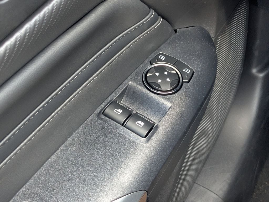 2025 Ford Mustang EcoBoost Premium Fastback - Photo 17