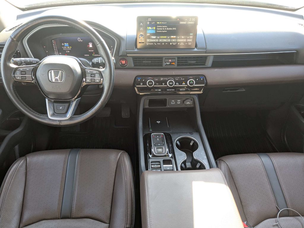 2023 Honda Pilot Elite - Photo 17