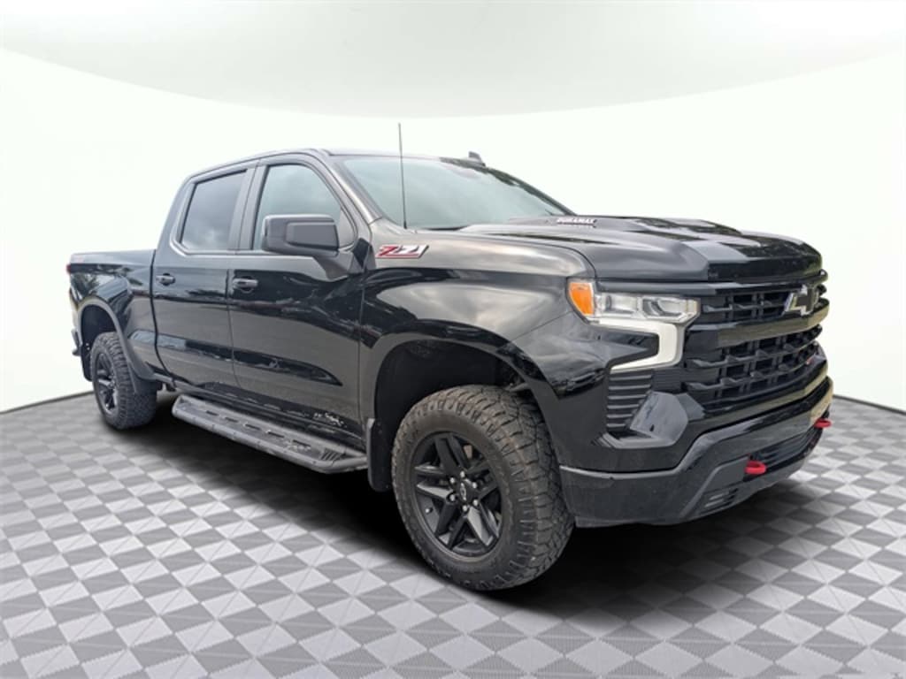 Used 2022 Chevrolet Silverado 1500 LT Trail Boss Truck Crew Cab